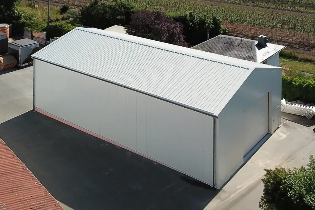 Fahrzeughalle für LKW