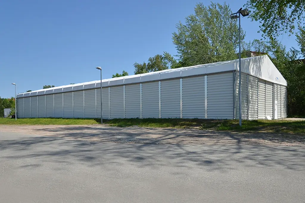 Lagerhalle 15 x 40 m