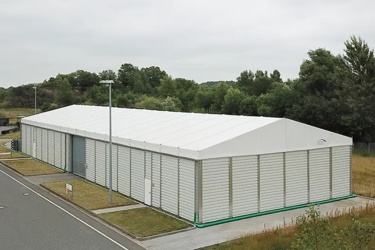 Lagerhalle 15 x 45 m