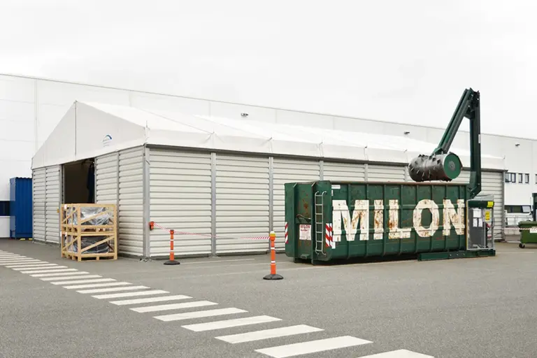 Lagerhalle 15 x 25 m